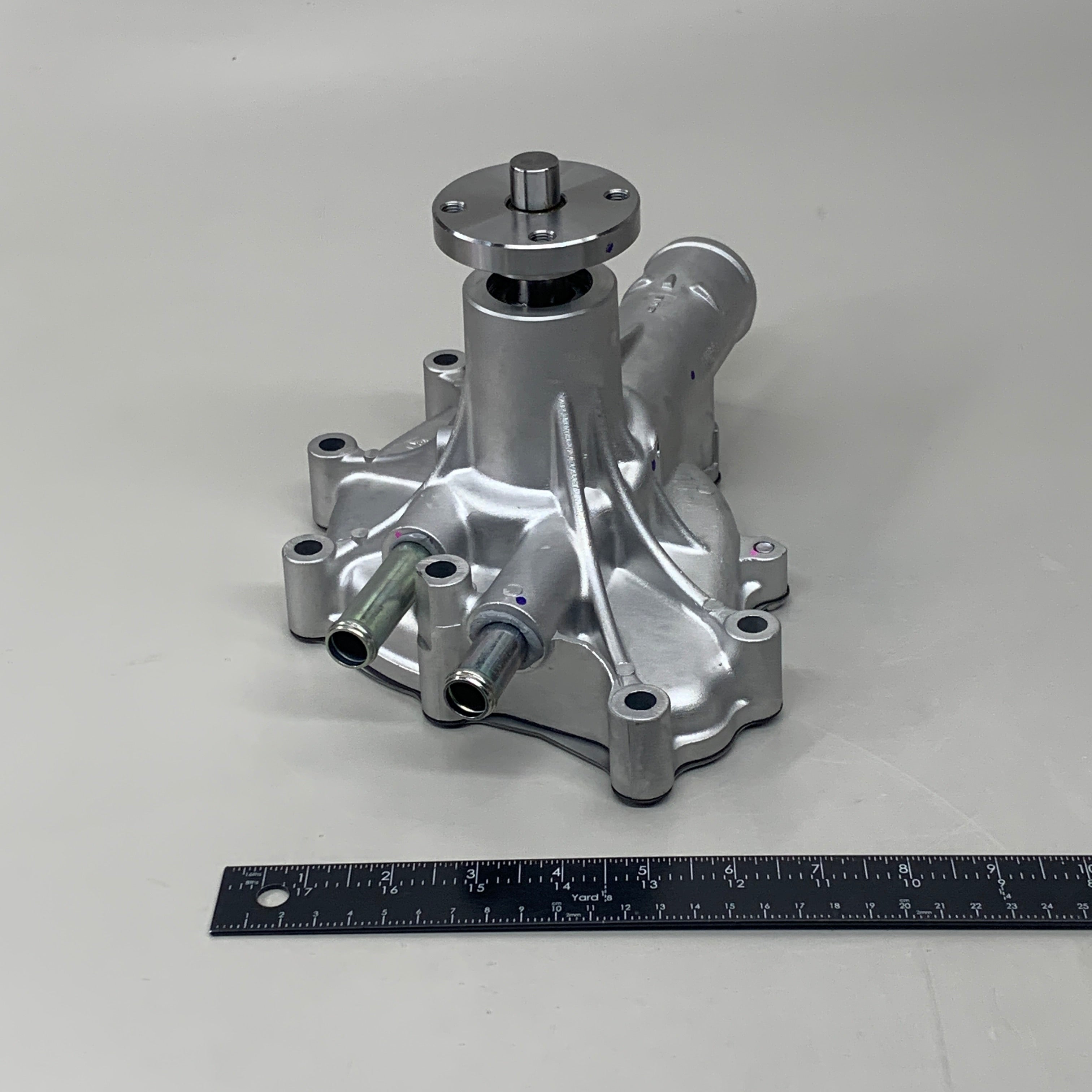 GMB Engine Water Pump for Ford Vehicles 187412 125-1670