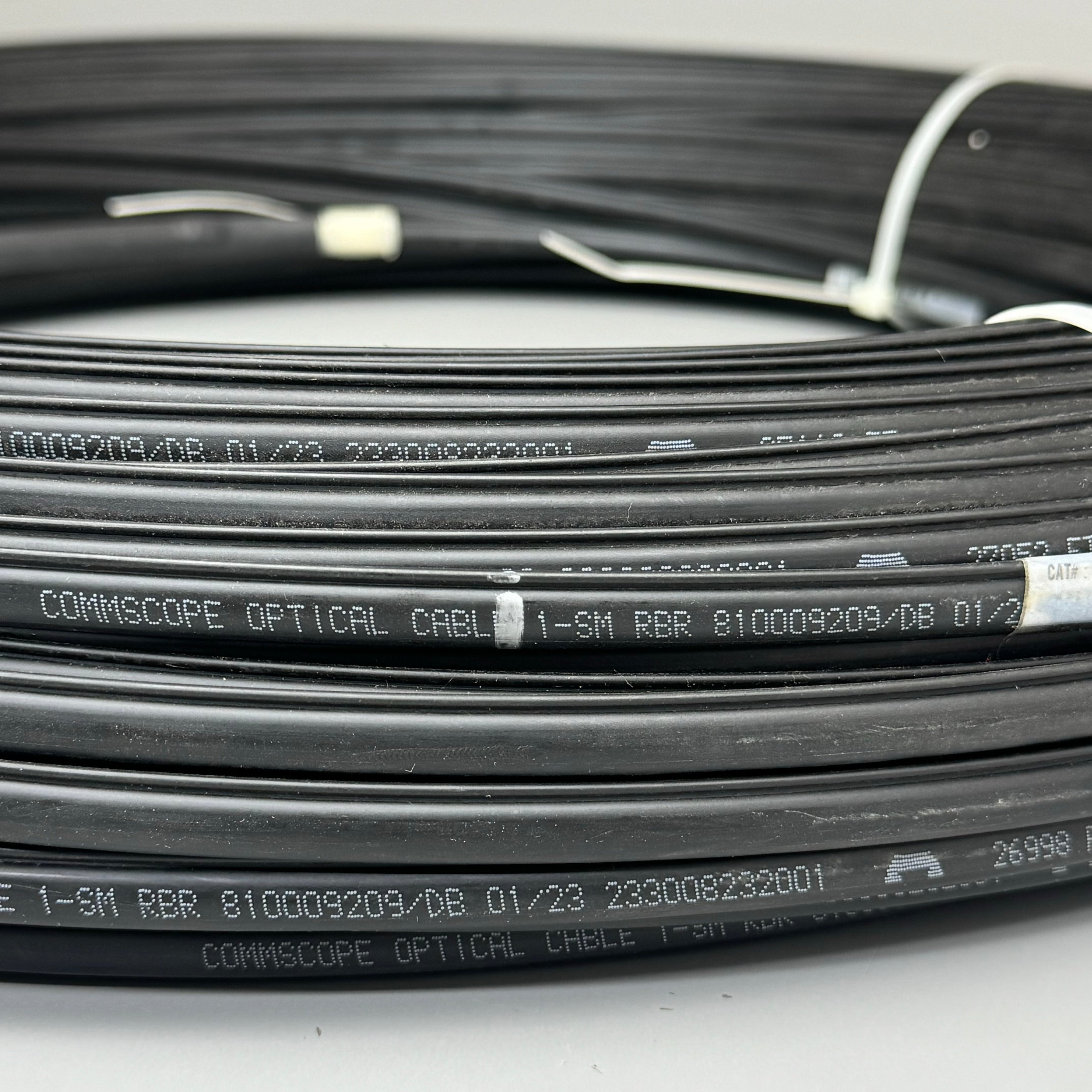COMMSCOPE Fibre Optic Cable 1-SM RBR 300ft Fiber Material Black