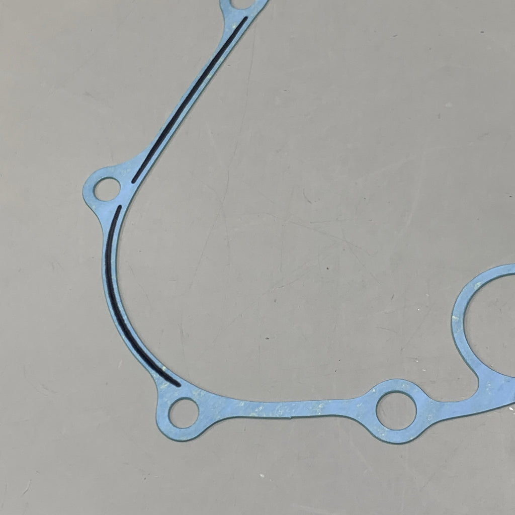 HONDA Right Gasket Cover B2E10 11394-MEB-670 OEM