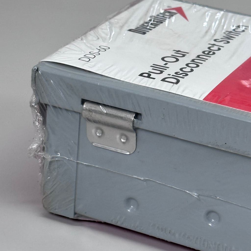 DIVERSITECH Pull-Out Disconnect Switch 60 Amp Reversible Door 180 Degree DDS-60