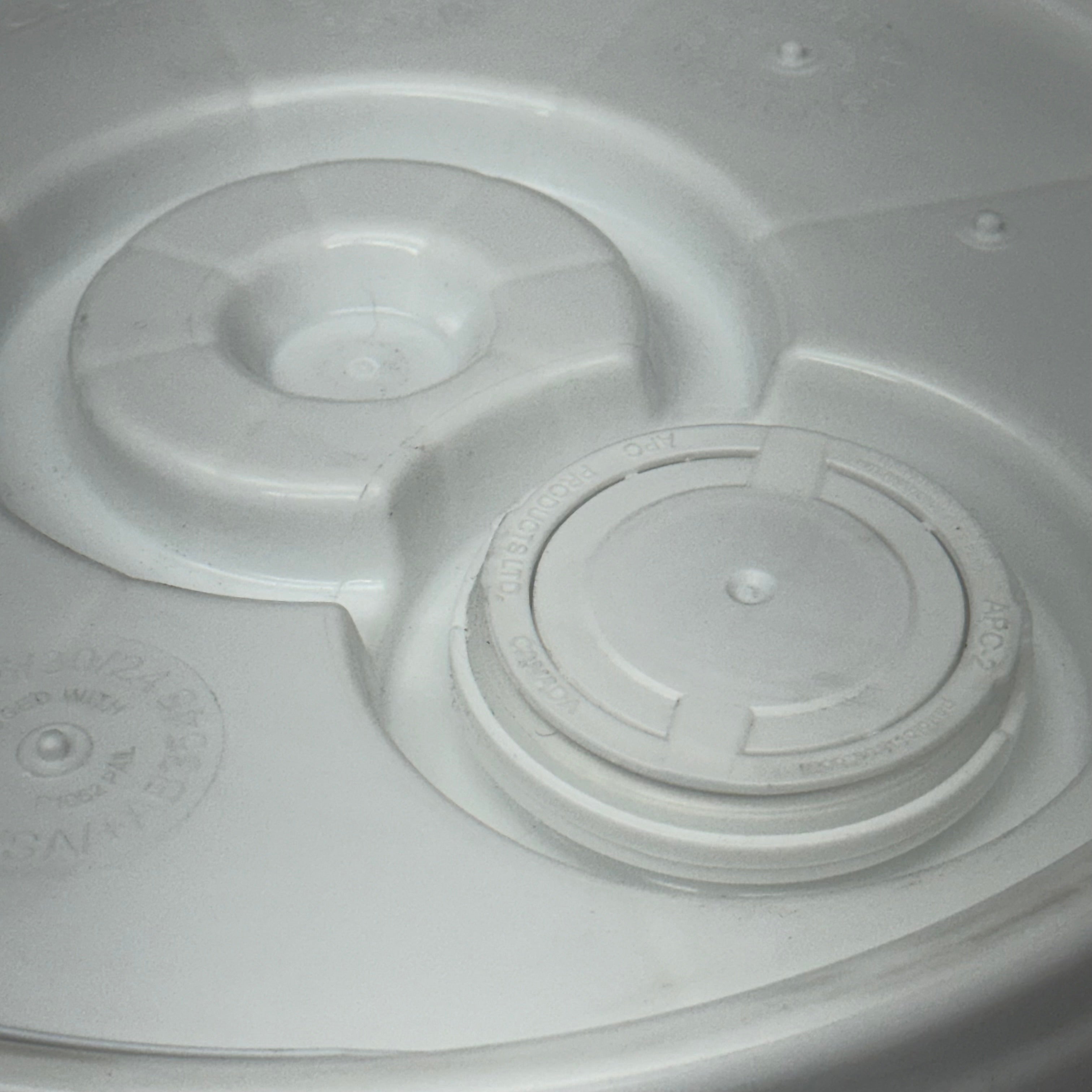 LETICA Tank Bucket Caps (10 Pack) L3100 12”Dx1 1/2”H Plastic White