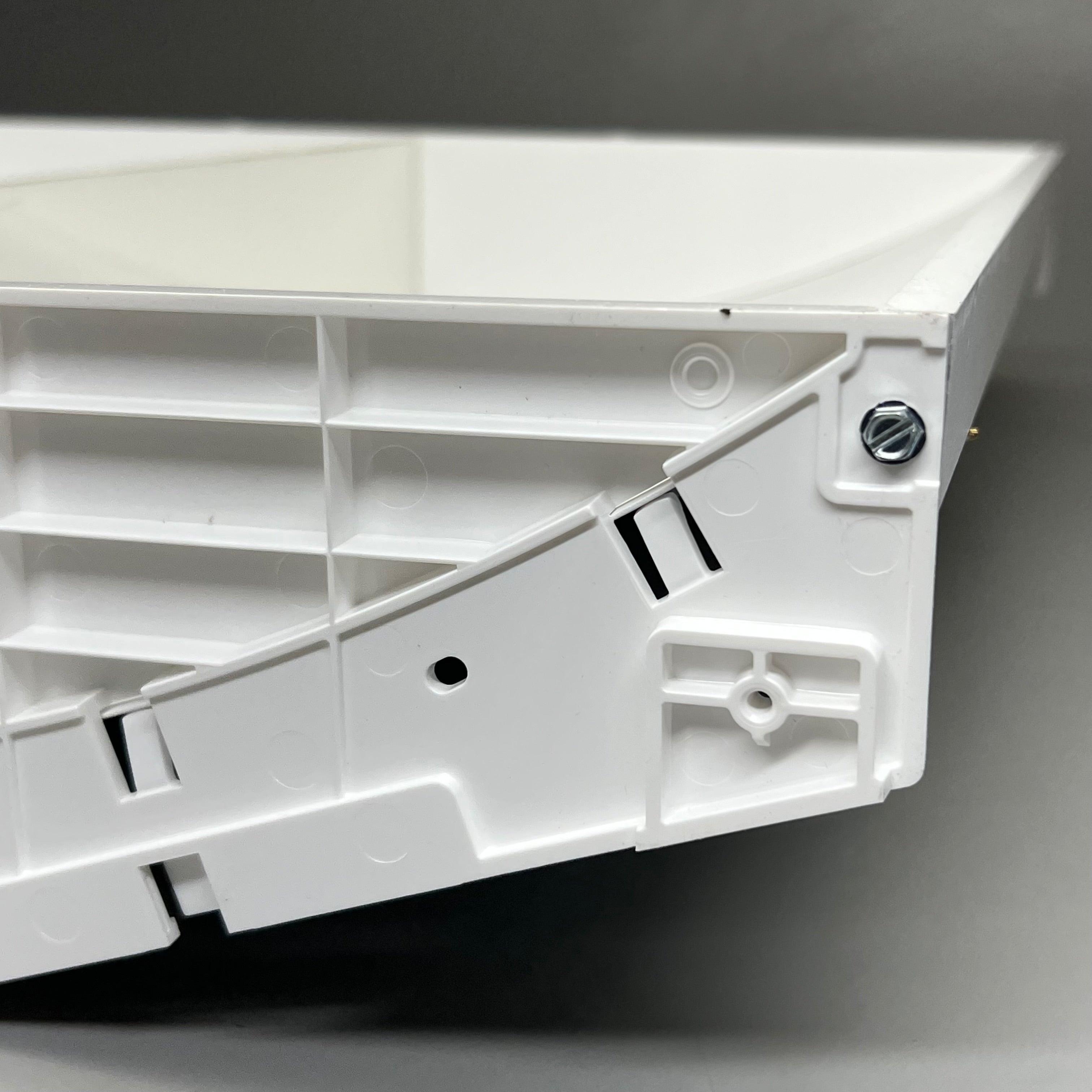 METALUX COOPER Lighting Solutions SkyRidge LED Troffer 24”x 24” 22SR-LD2-29-C-UNV-L835-CD1-U