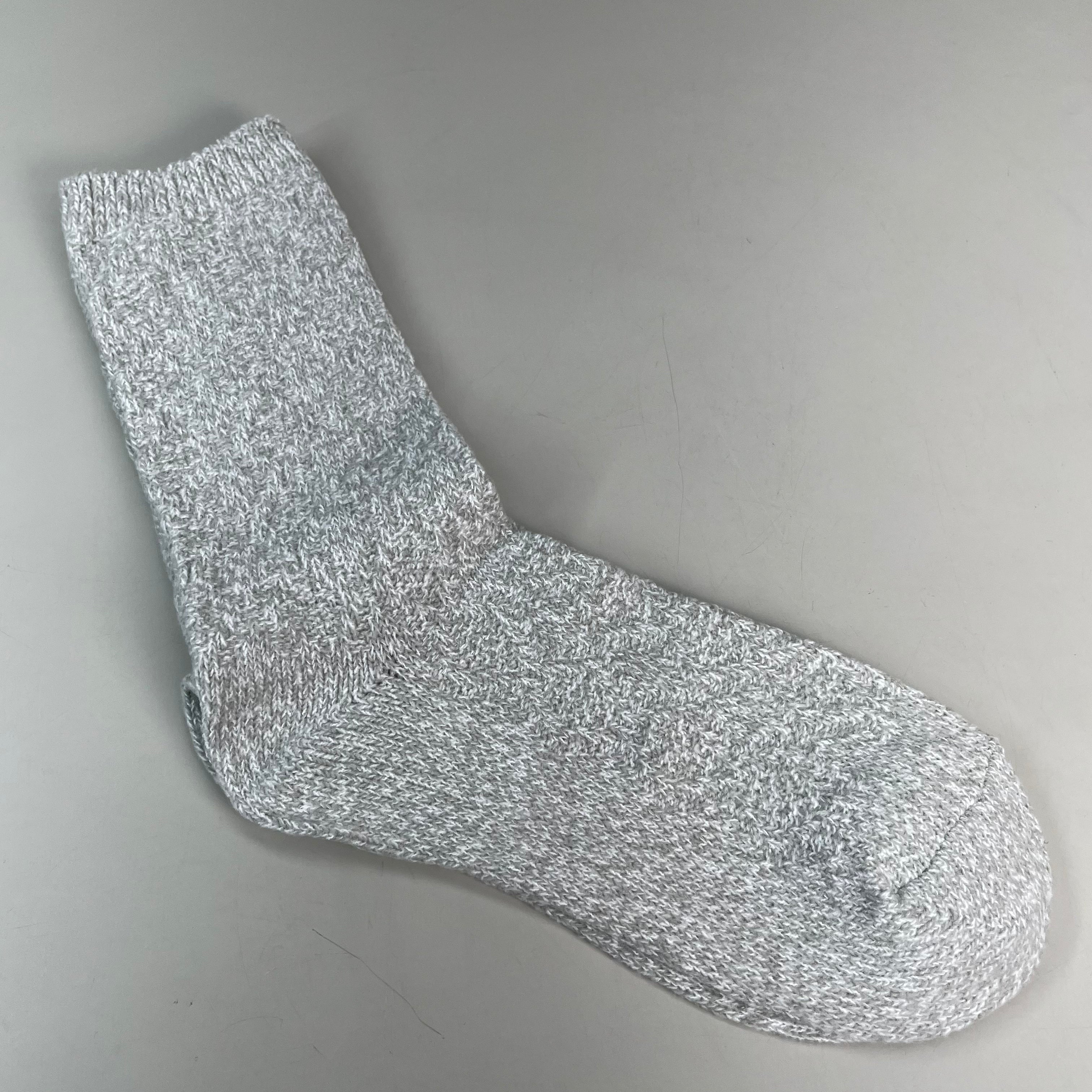 CUDDLE DUDS Soft Boot Crew Socks Plushfill 4 Pair Sz 4-10 Black Check (New)