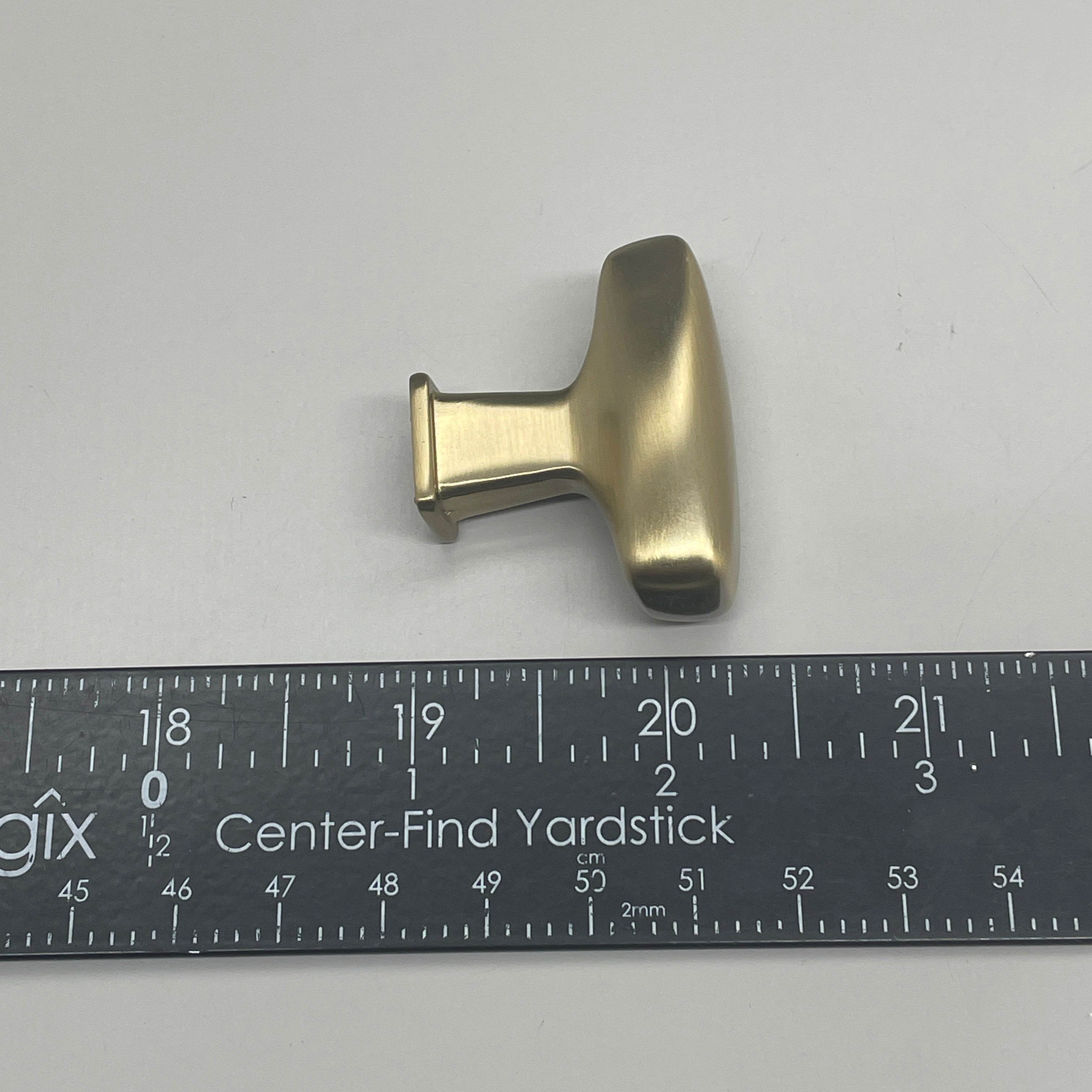 BERENSON (25 PK) Subtle Surge Modern Brushed Gold Knob 1240-1MDB-P