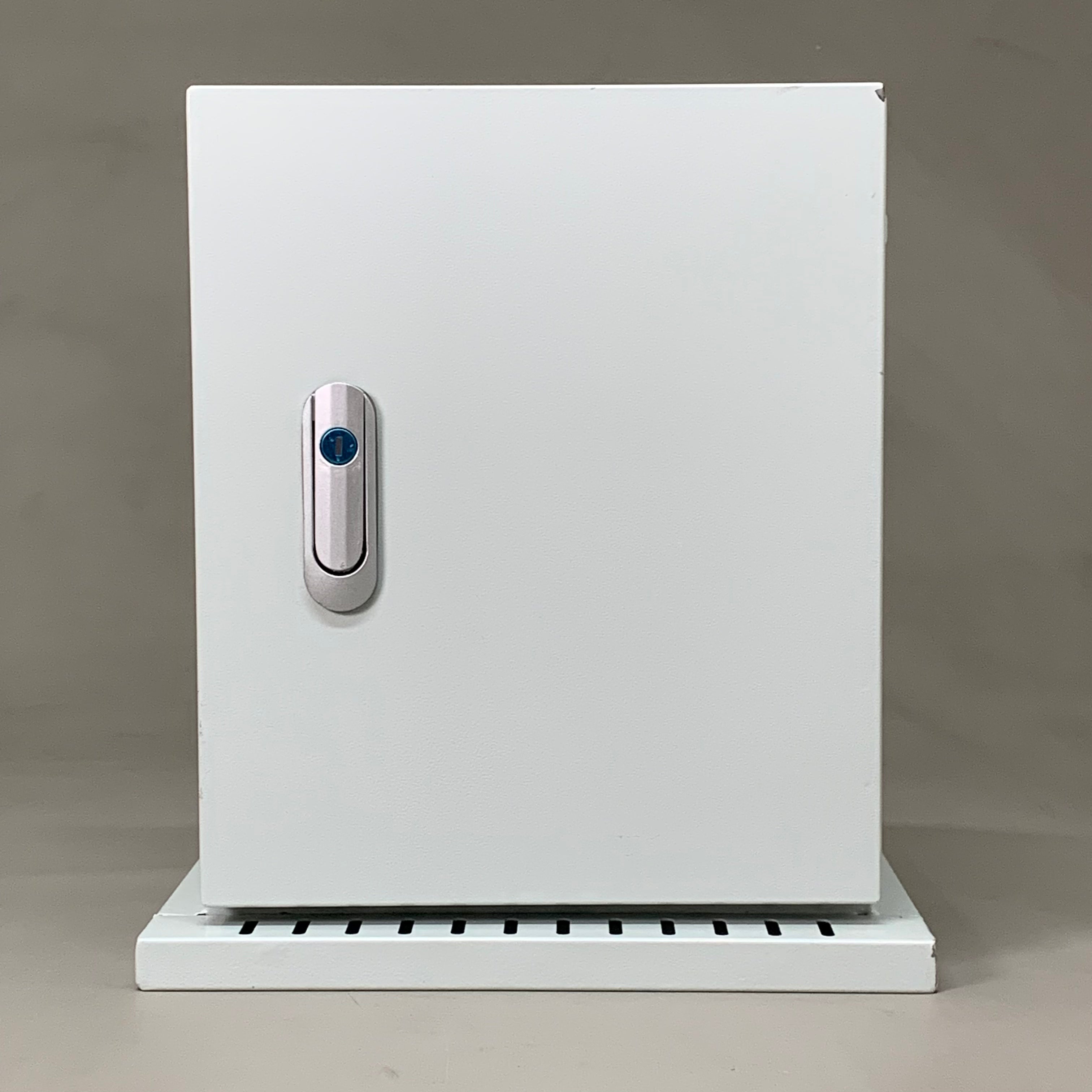 VEVOR RV Power Outlet Box Triplex Outlet Indoor/Outdoor 13.5" x 12" Grey XD-010 AS-IS