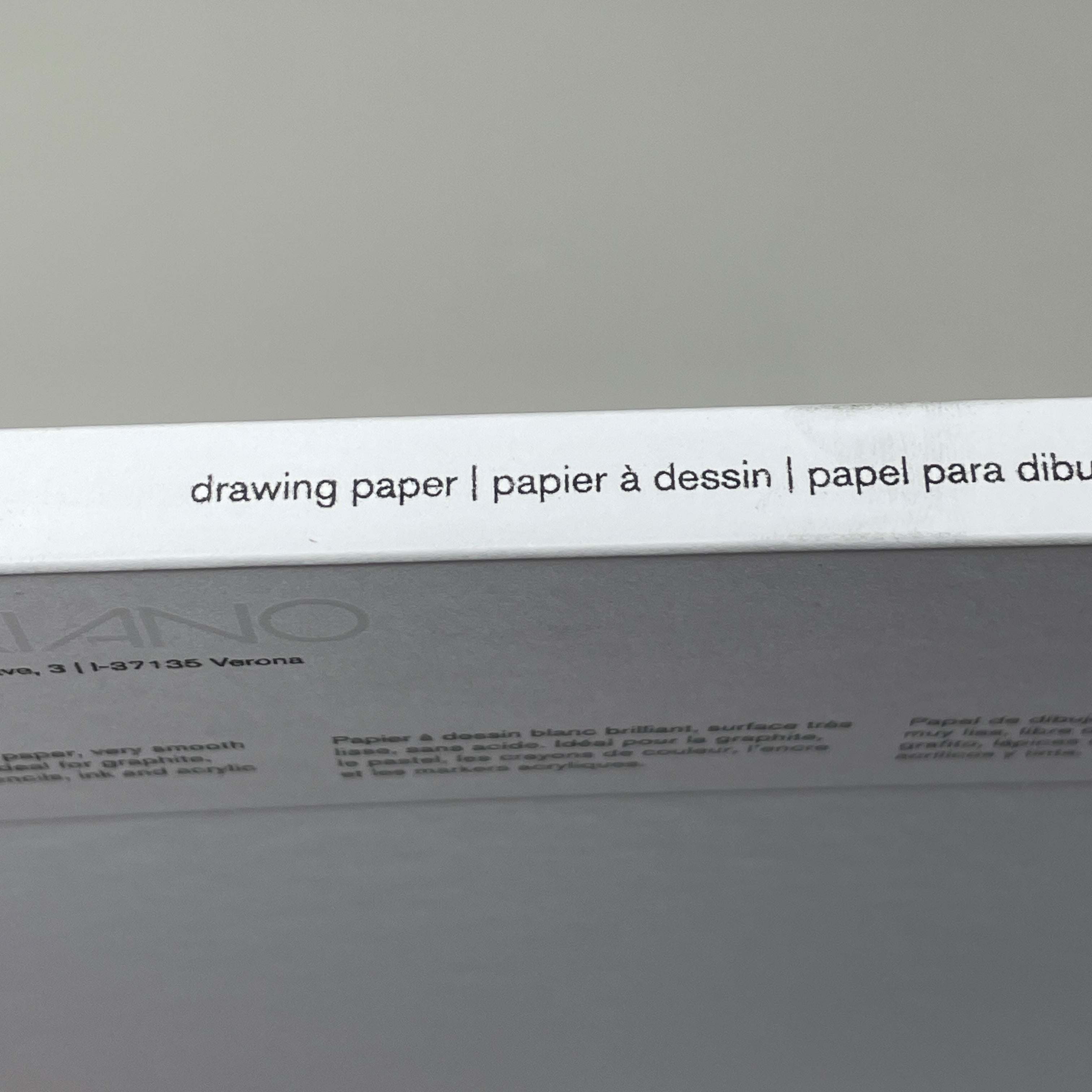 FABRIANO White White Drawing Pad 9"x12" 20 Sheets GSM: 300 65600287