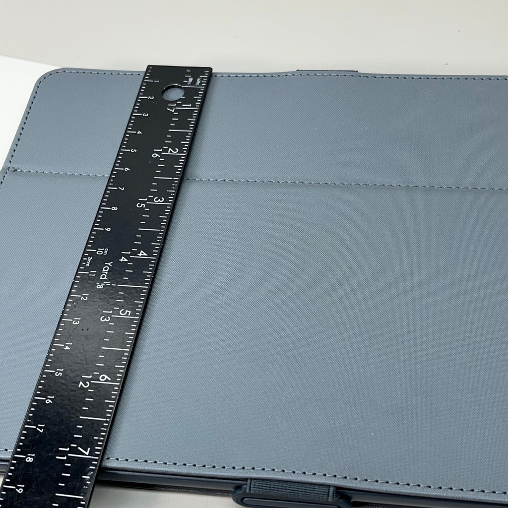 SPECK Balance Folio Case – 10.2” iPad ONLY (7th/8th/9th Gen 2019–2021) – NOT 9.7”