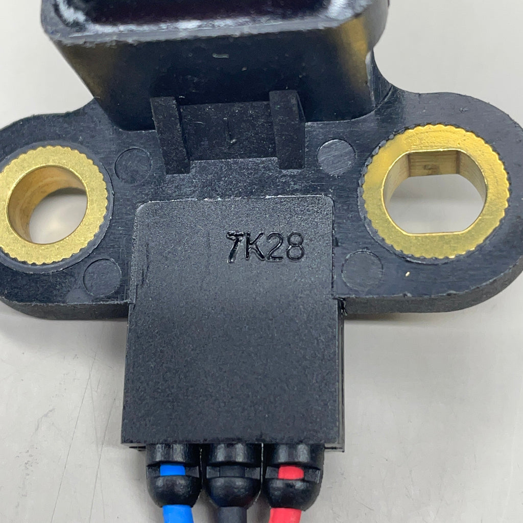 DENSO OE Camshaft Position Sensor KIA 2003-2006 196-8008