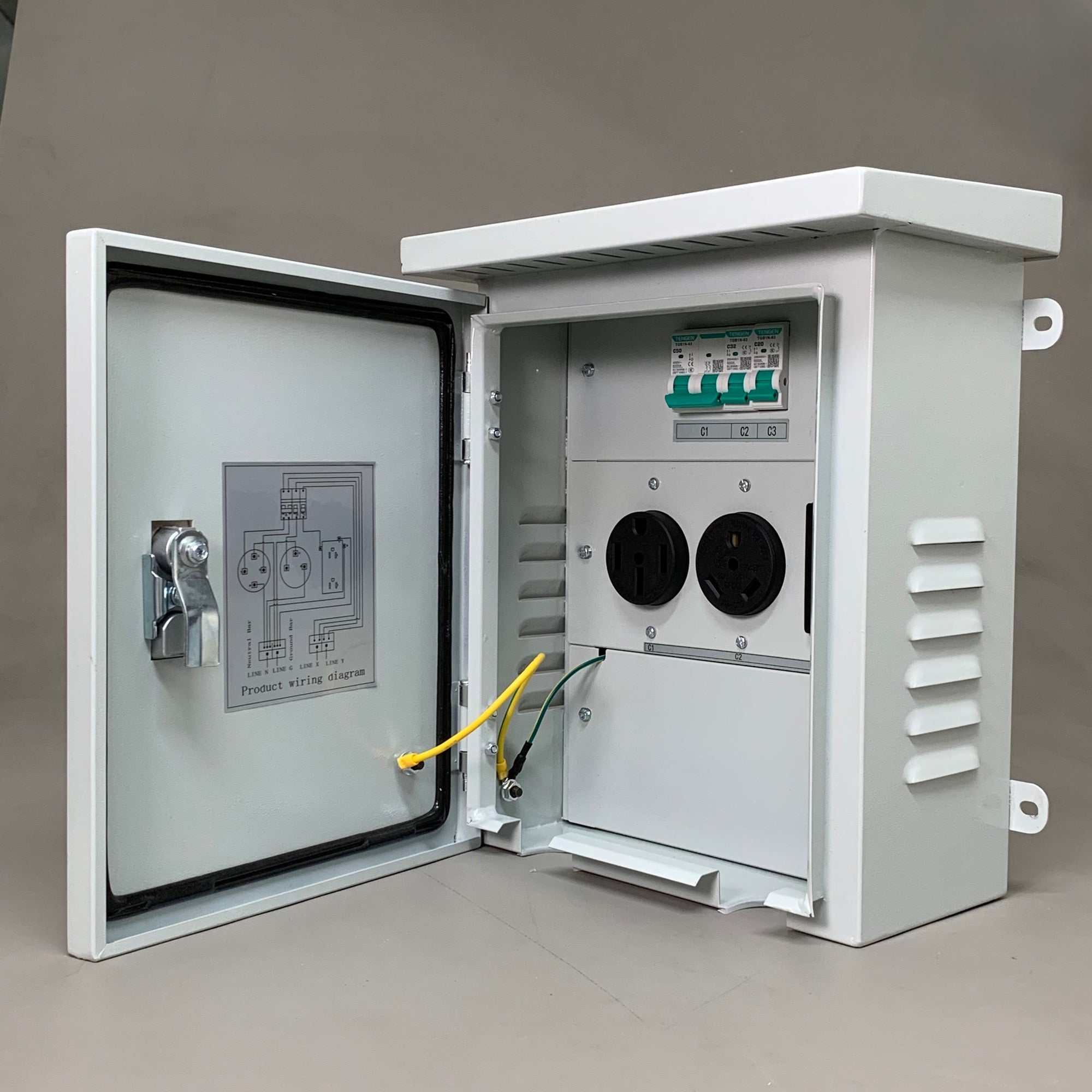 VEVOR RV Power Outlet Box Triplex Outlet Indoor/Outdoor 13.5" x 12" Grey XD-010 AS-IS