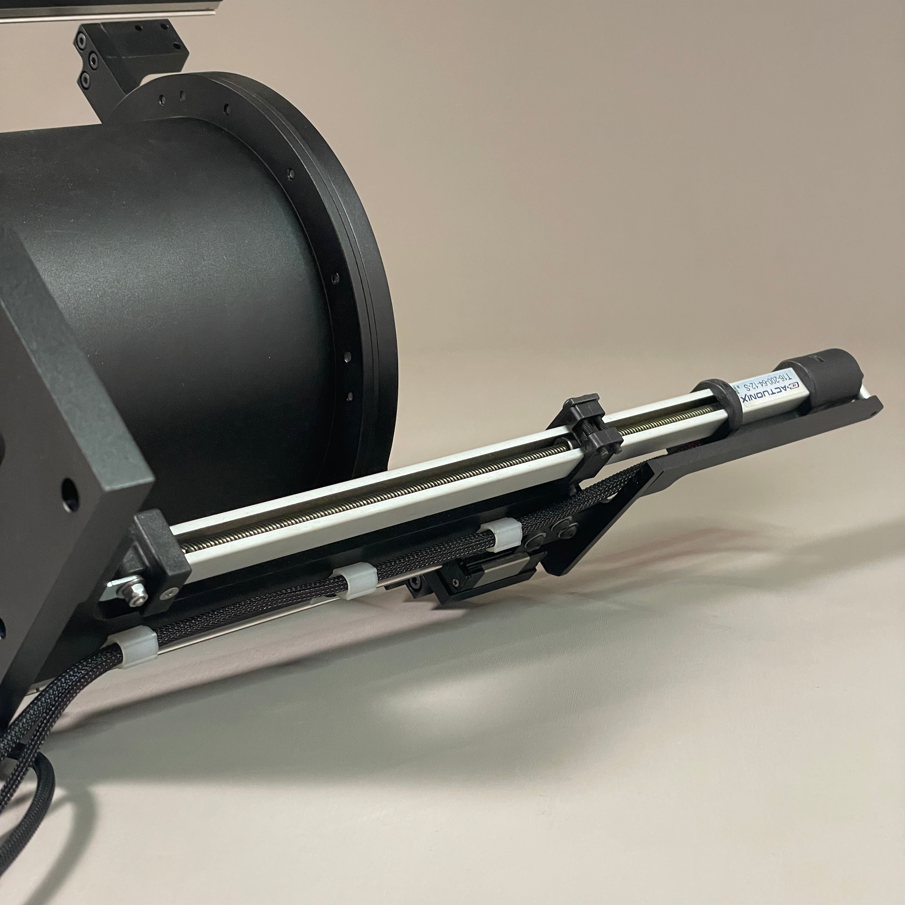 Scientific Veterinarian X-Ray Surround On Linear Rail, Actuoinix Motion Actuator & Hardware (New)
