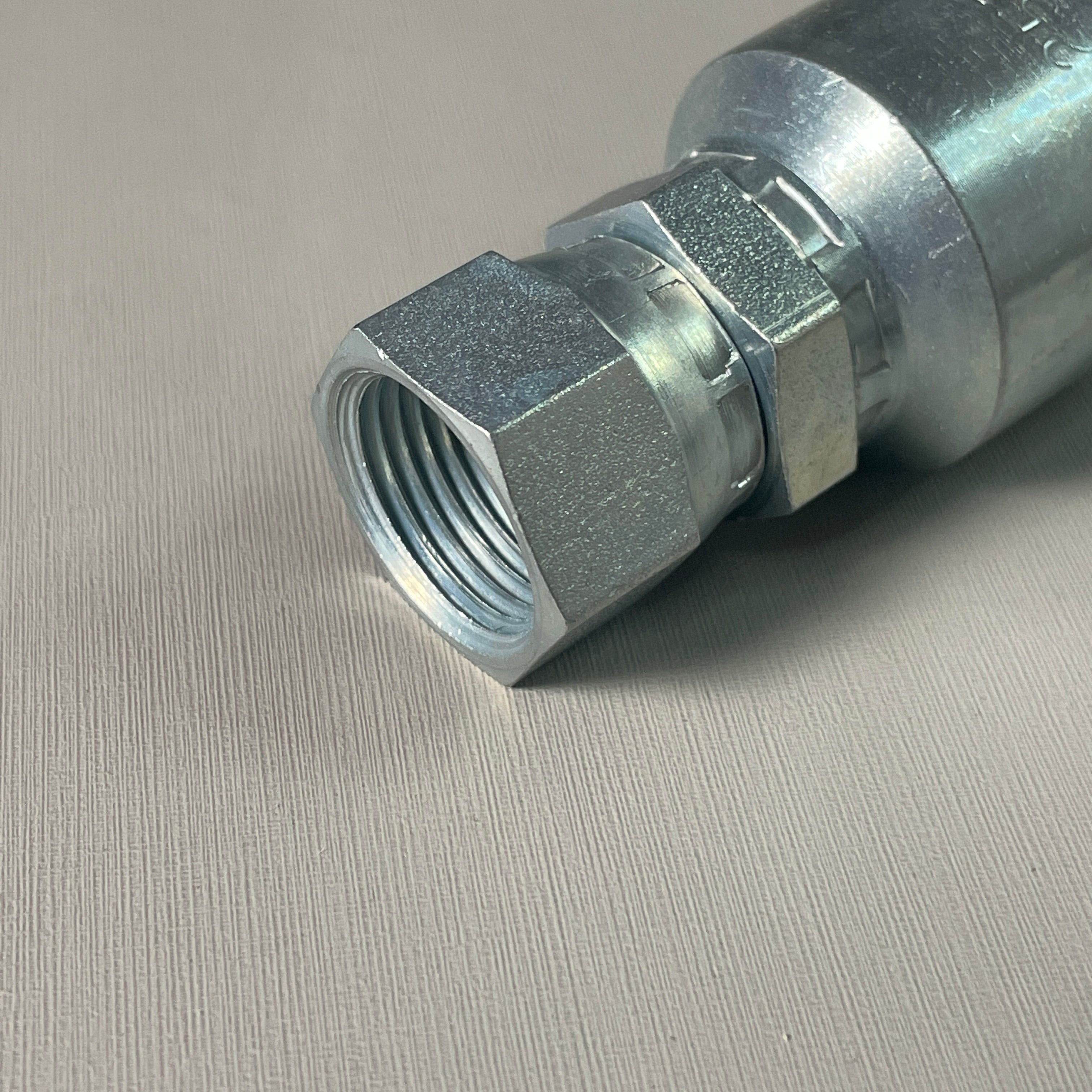DAYCO Hydraulic Coupling Adapter 1/2" x 2.57" Steel Straight Female Swivel Permanent Crimp 100650 (New)