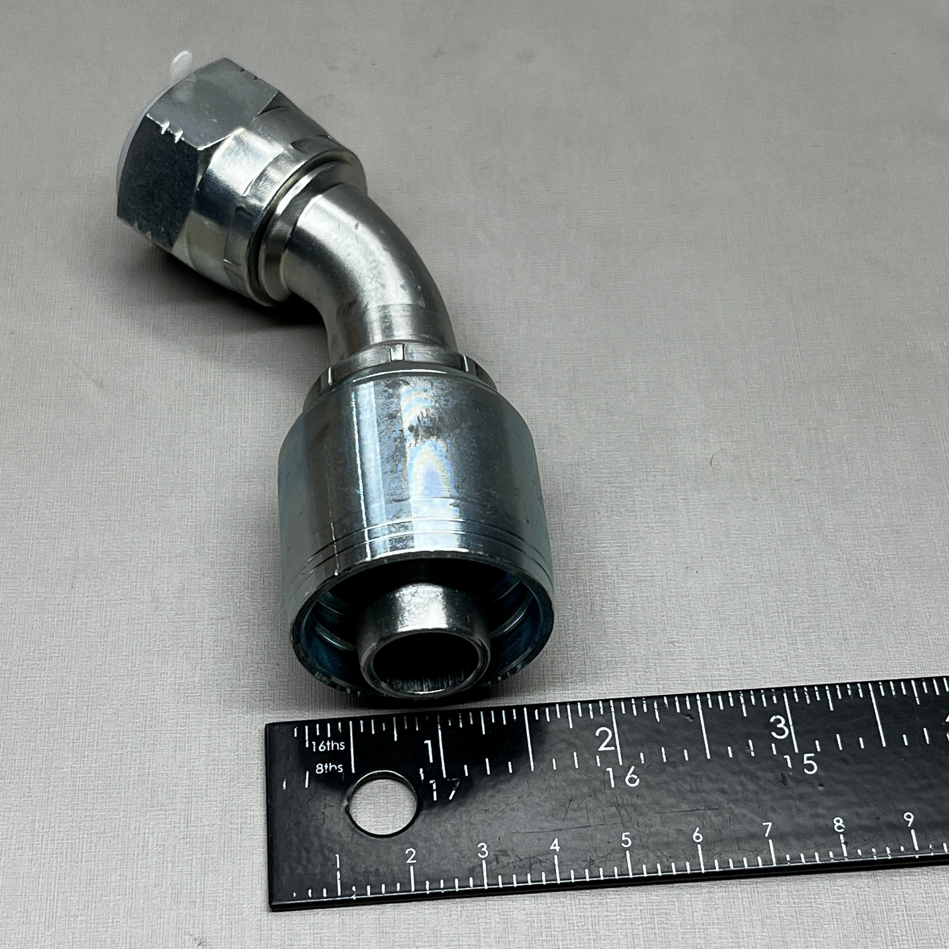 FLEXTRAL Hydraulic Coupling Adapter Steel 45 Female Swivel 1 1/8" X 1 1/4" E-12 LKAI (New)