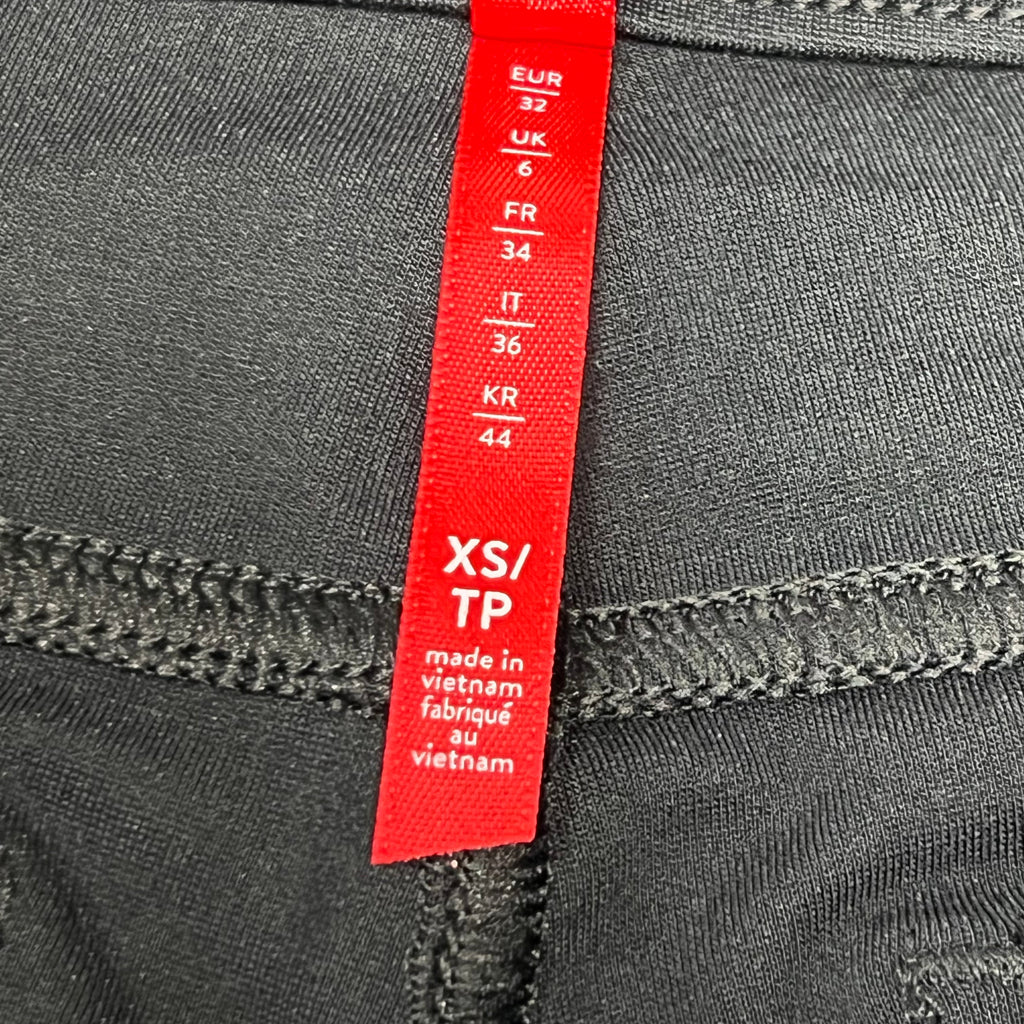 SPANX 4-Pocket Skinny in Ponte Women's Sz XS / TP  Black 20202R (New)