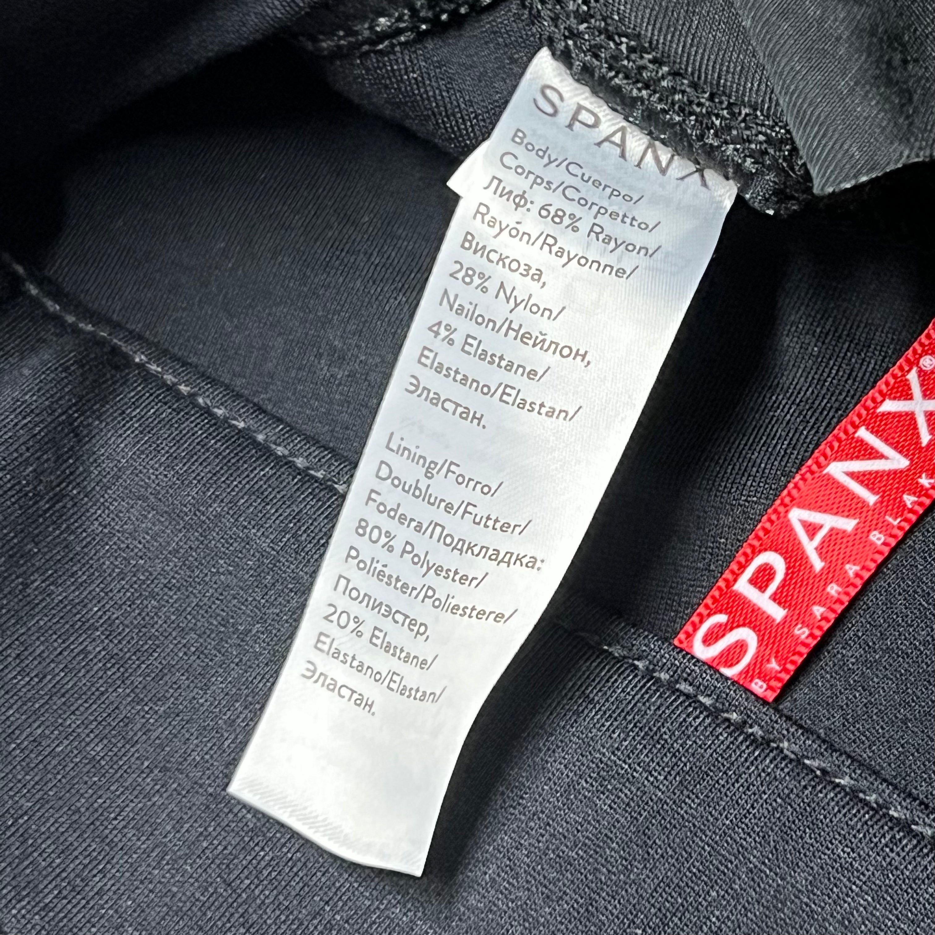 SPANX 4-Pocket Skinny in Ponte Women's Sz XS / TP  Black 20202R (New)