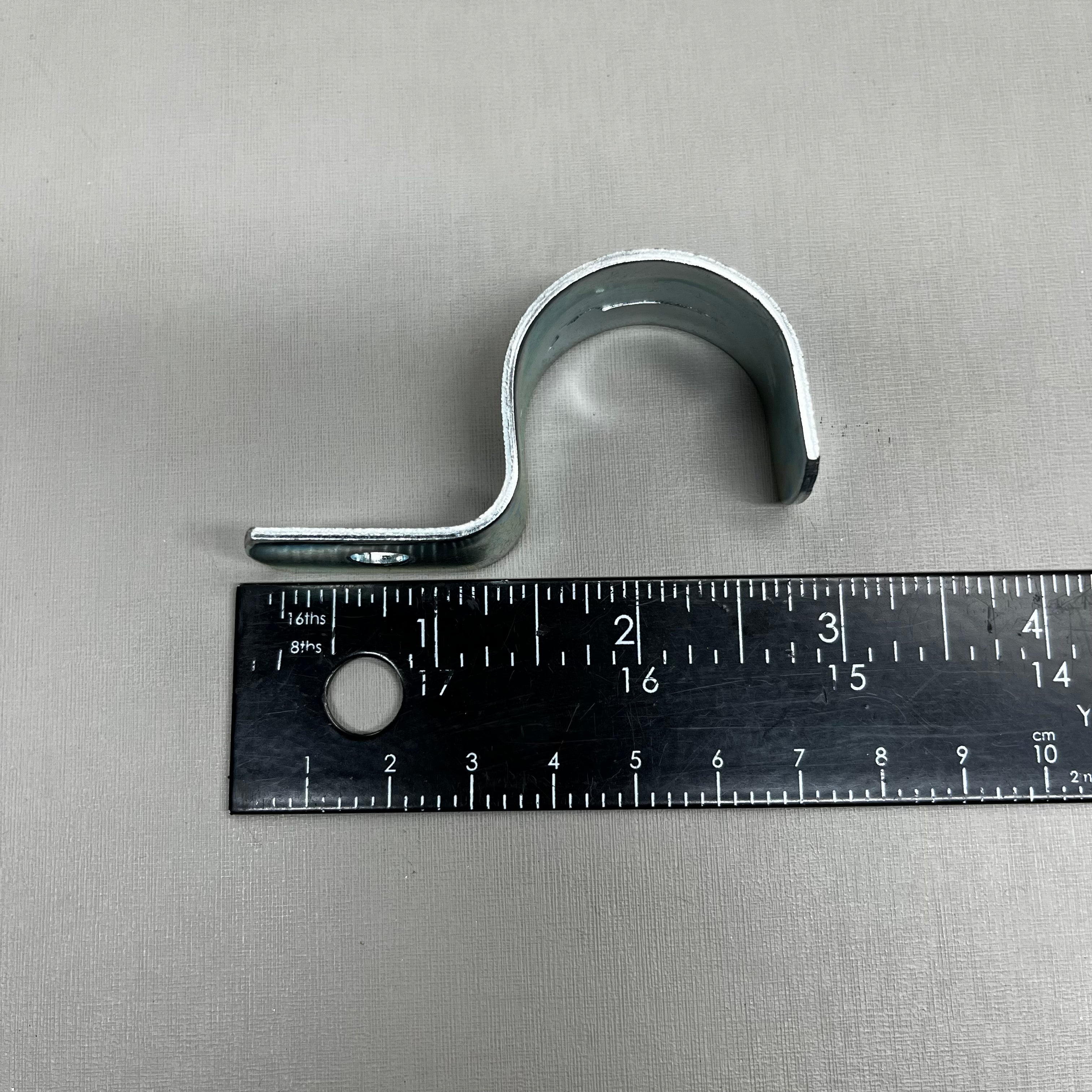 NVENT 100-Pack! One Hole Strap for Pipe and Conduit 1.315" X 1" X 1/4" 0070100EG (New)