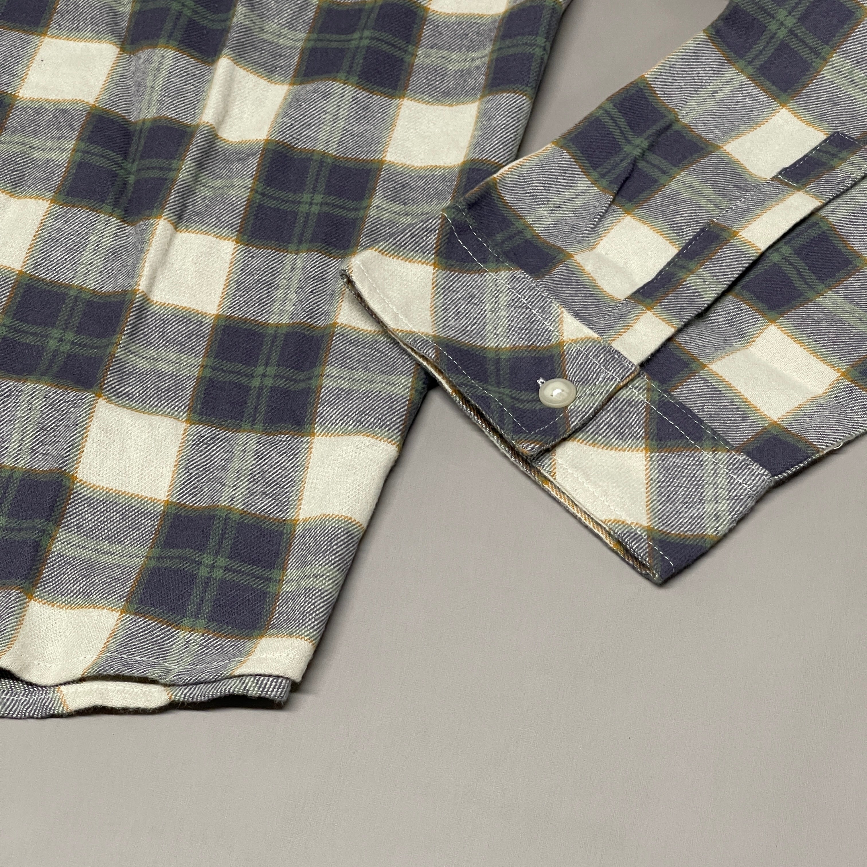 WE WORE WHAT Boyfriend Flannel Button-Down Shirt Green Women's Sz XS/S 246765