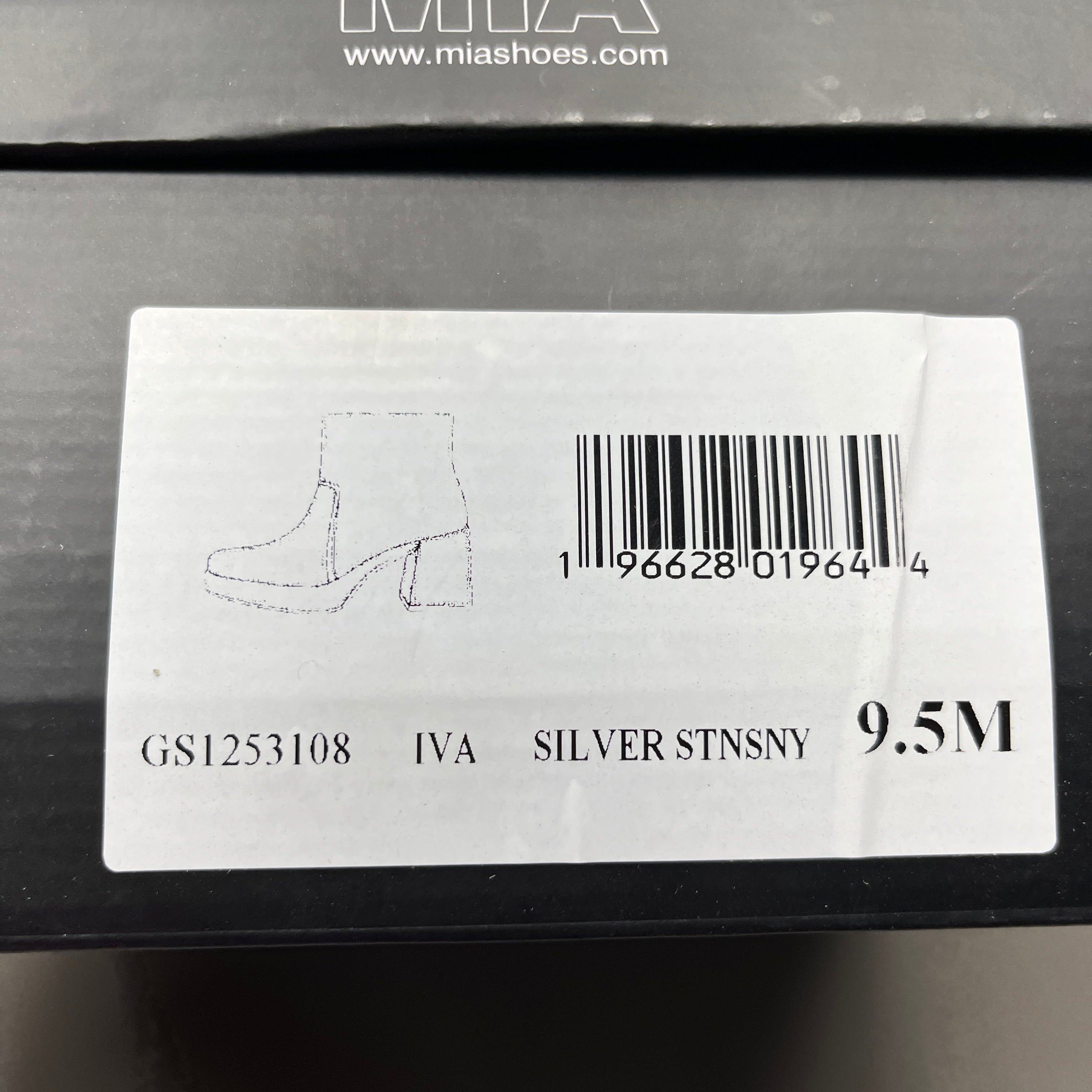 MIA Iva Silver Stone Heeled Boots Women's Sz 9.5 Silver GS1253108 (New)