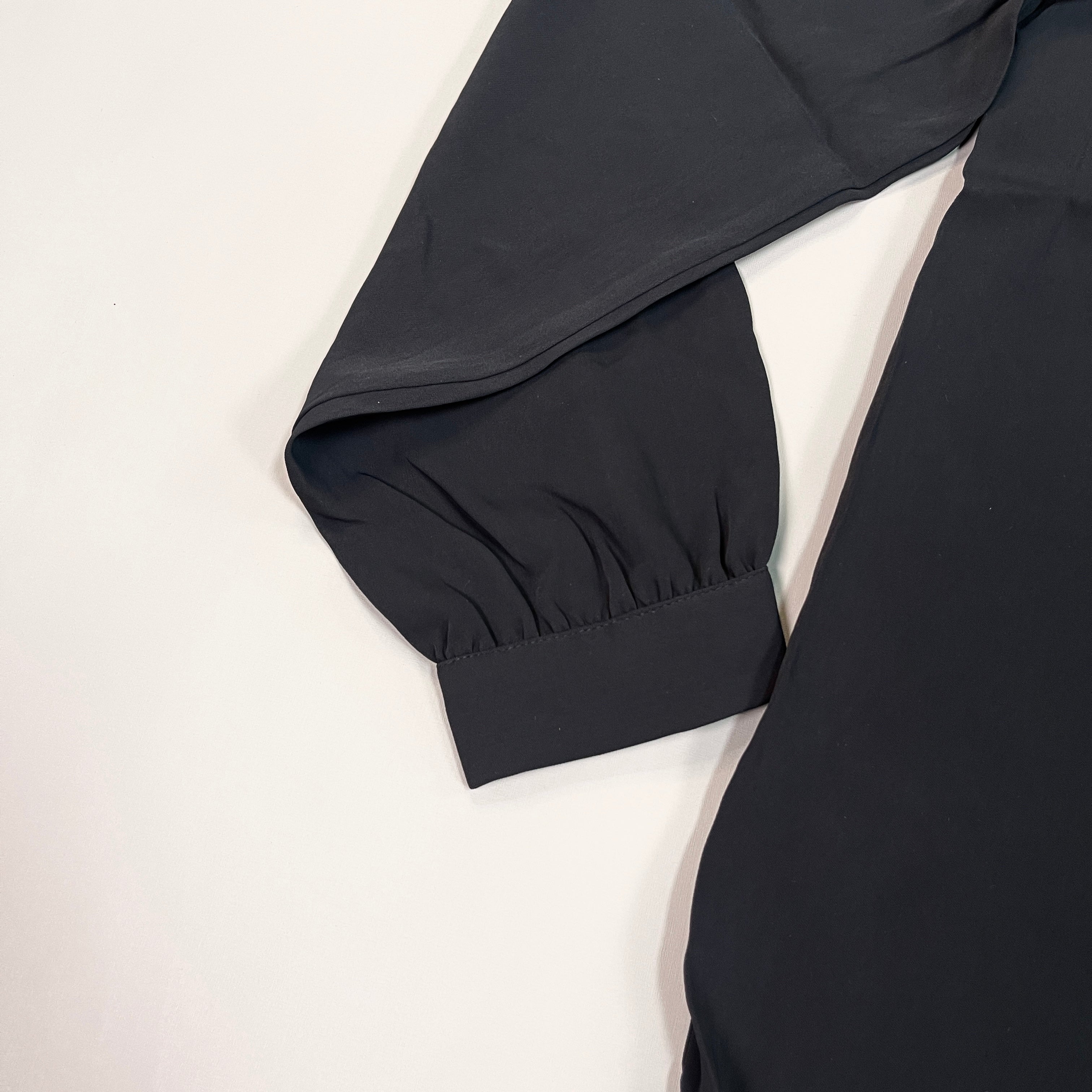 MARTHA STEWART Woven Front Button Blouse Top Tie Neck Women's Sz M Black (New)