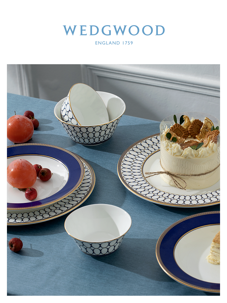 European Gold Wedgwood Tableware Set
