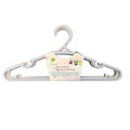 Plastic Hangers, 5 pack (AA2023‑10‑045)