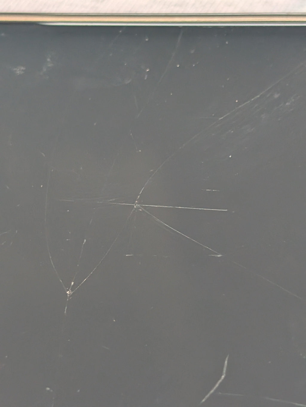 Vortex ZG65 mobile Phone - screen damage