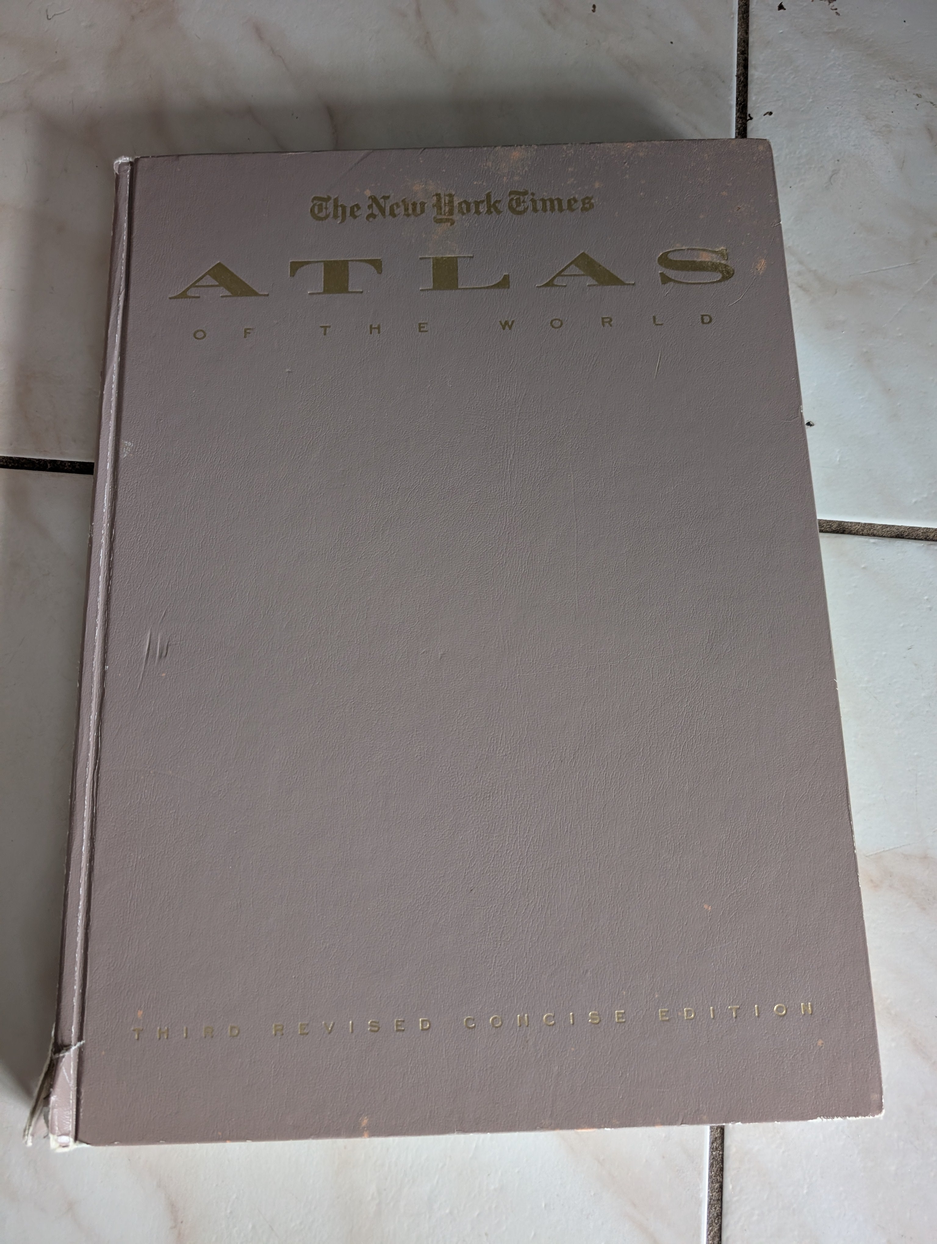 The New York Times Atlas of the World : Family Edition by New York Times