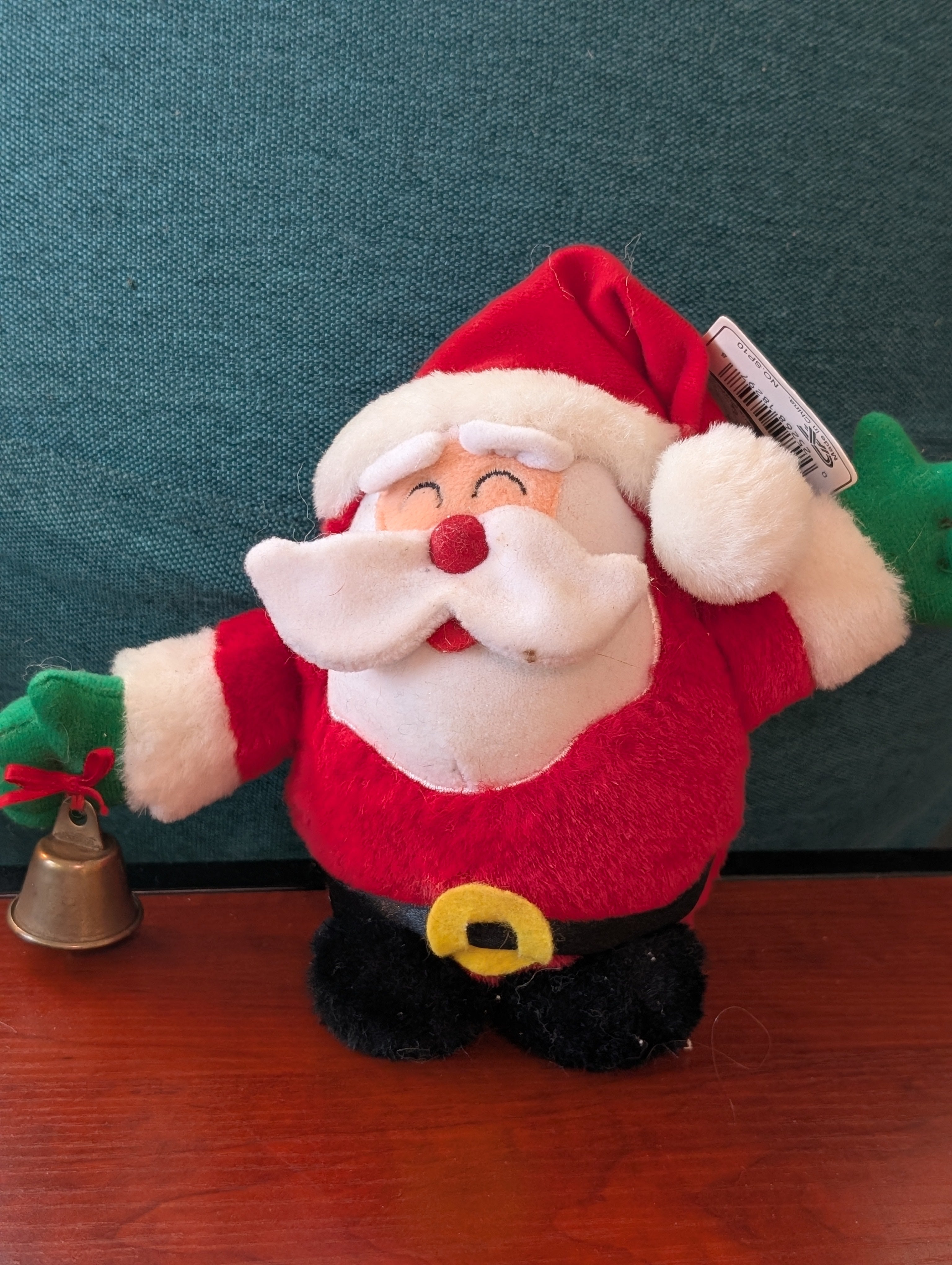 Vintage Sonic Action Shaky Santa Radio Shack Dancing Rings Bell Talks Christmas
