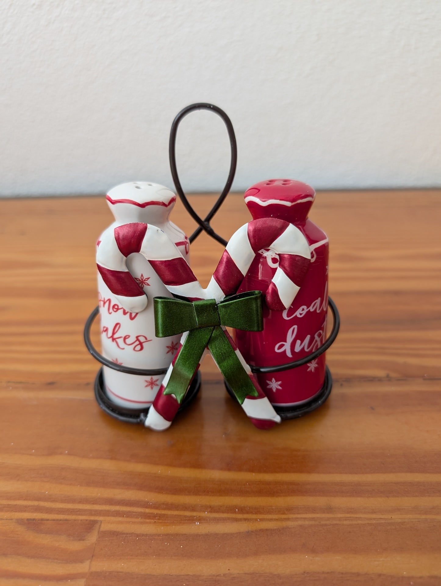 Snow Flakes & Coal Dust Shaker Set from Unknown -  Tabletop (Ceramic, Metal Tableware, Whimsical, Farmhouse, Red, White, Black, Green)