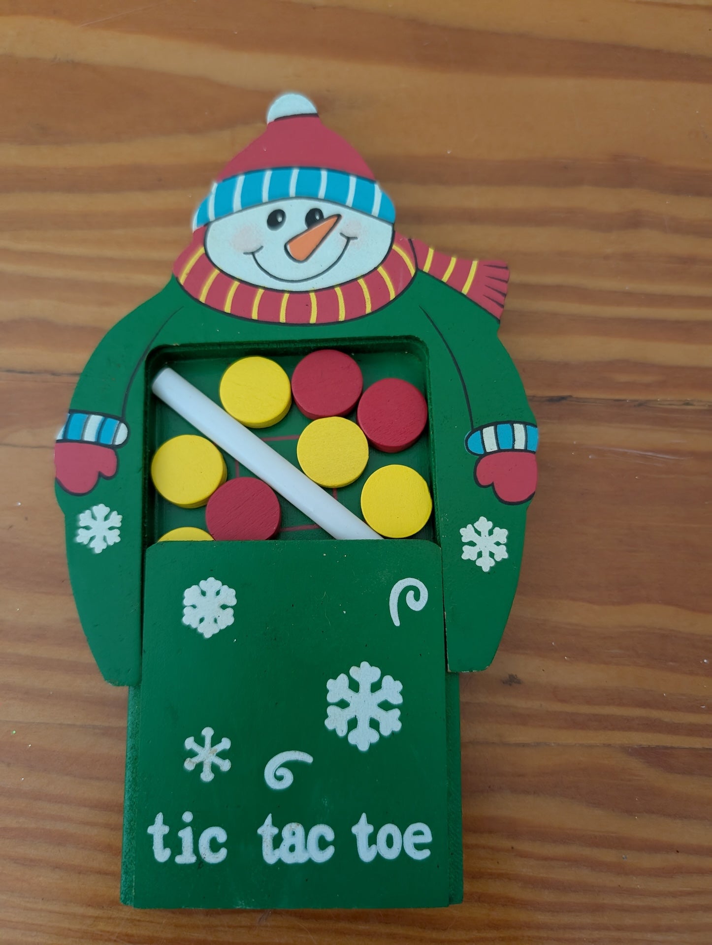Snowman Tic-Tac-Toe Game from Unknown -  Toys & Games (Wood Game / Toy, Kids, Traditional, Green, White, Red, Yellow)