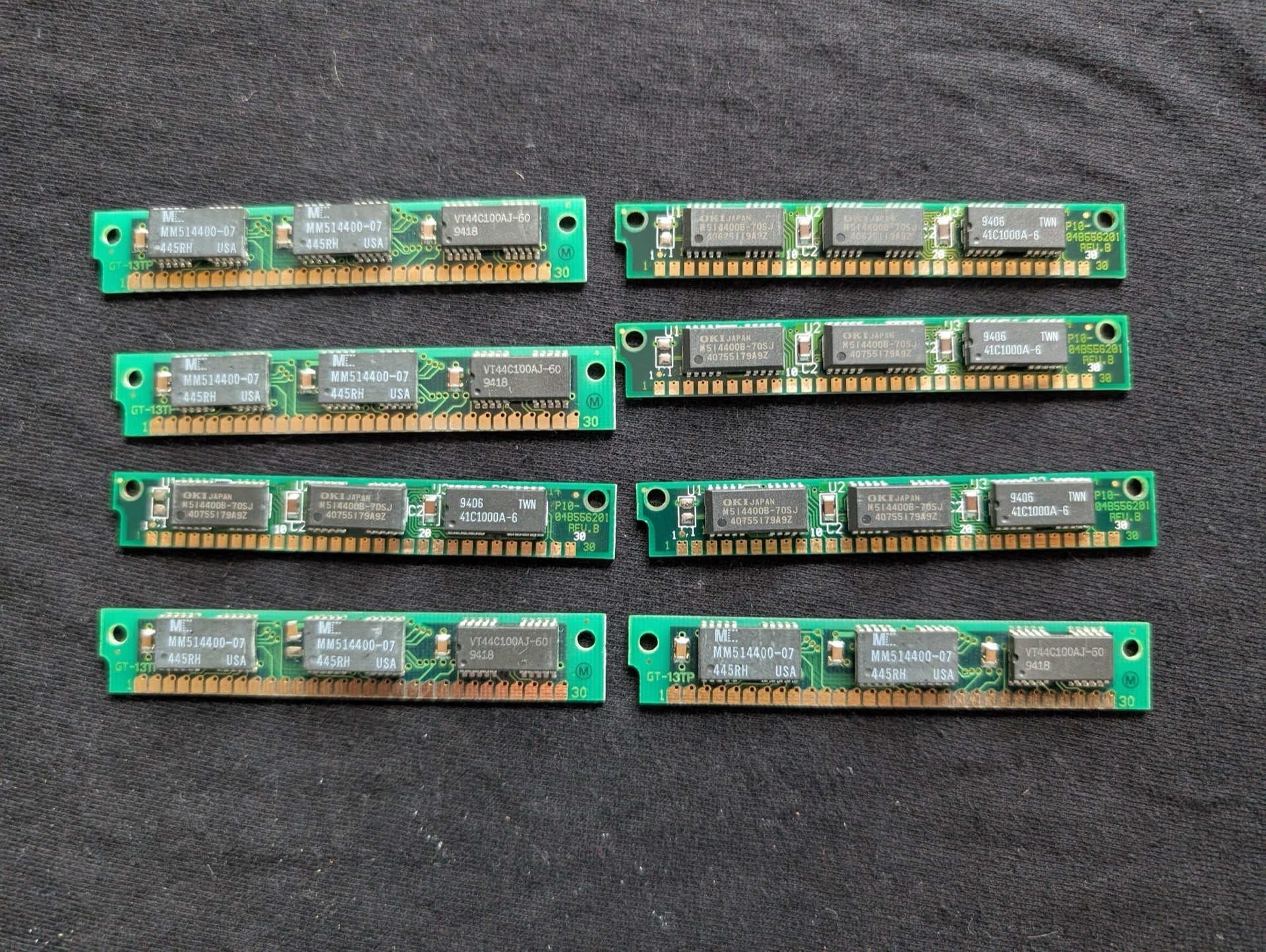Lot of 8 Vintage 30-Pin SIMM RAM Sticks for Retro PC (MM514400-07)