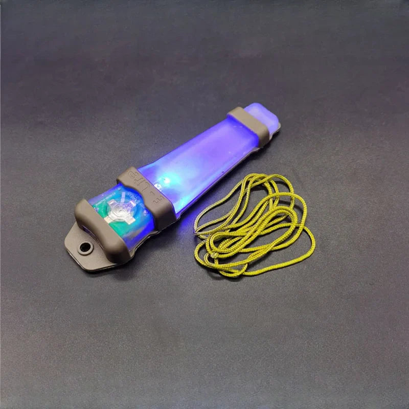 Airsoft Helmet Weapon Flashlight Tactical Helmet Light Identification Surefir Marker Light Survival Signal Helmet Lamp