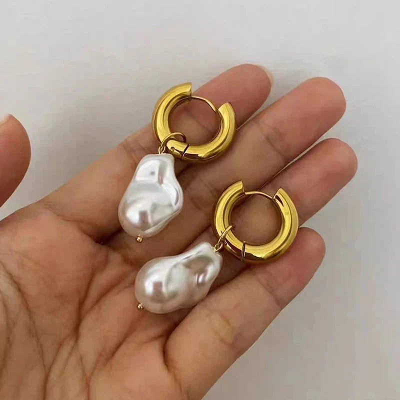 Vintage Circle Drop Earrings – Baroque Pearl Gold Earclips for Women