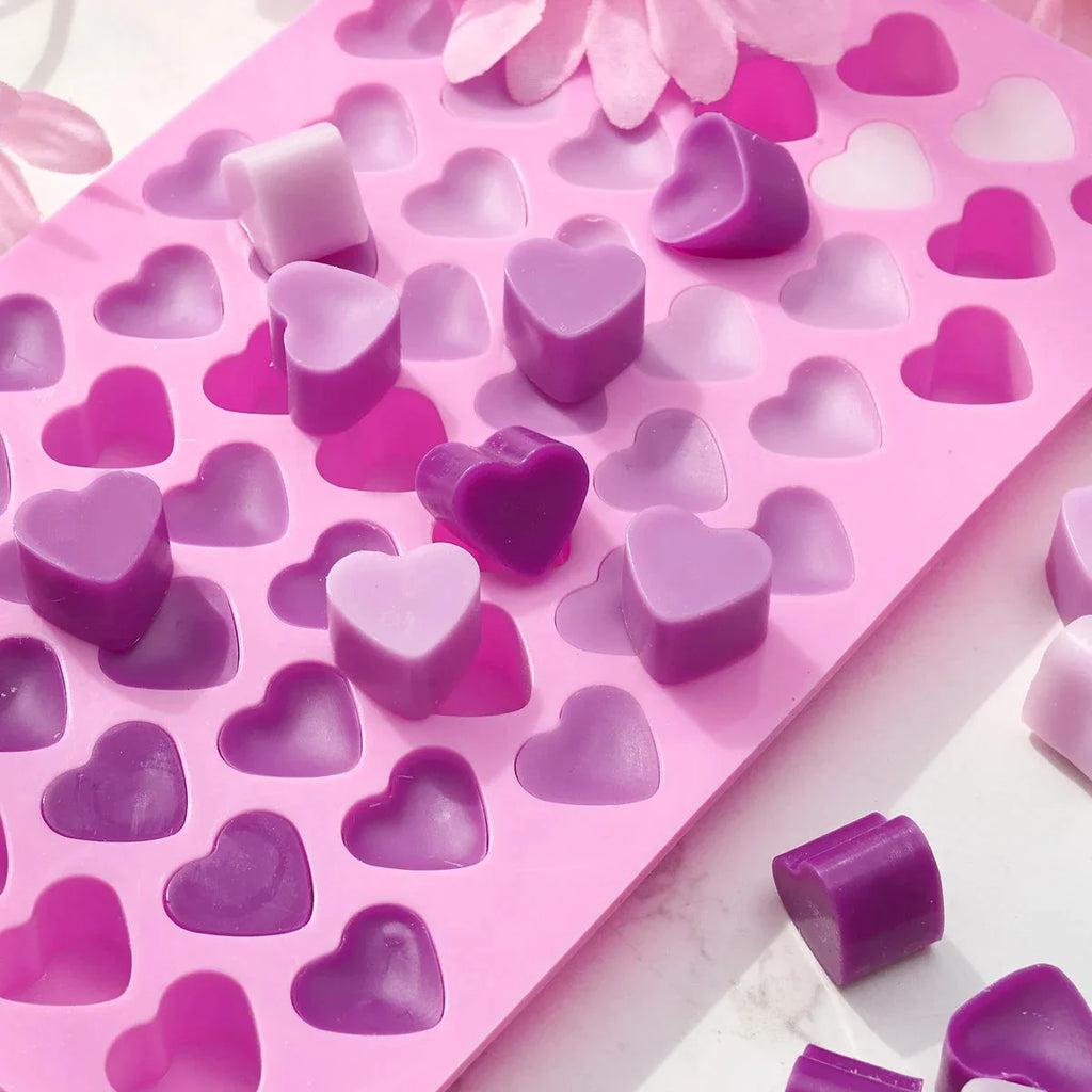 55-Cavity Heart Silicone Candle Mold – DIY Valentine’s Candle, Wax Melt & Chocolate Mold for Love Crafts, Baking & Party Gifts
