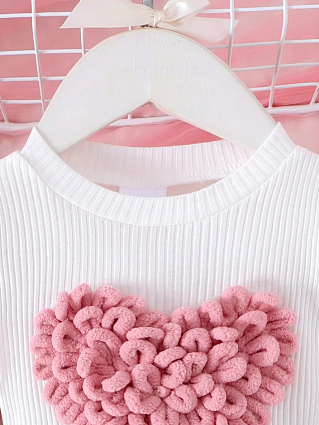 2PCS Winter Outfit for Girls – Cute Bubble Sleeve Top & Pink Skirt Set