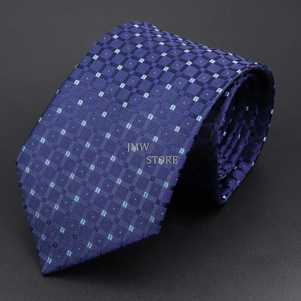 Elegant Men's Tie in Various Designs for Business or Wedding
