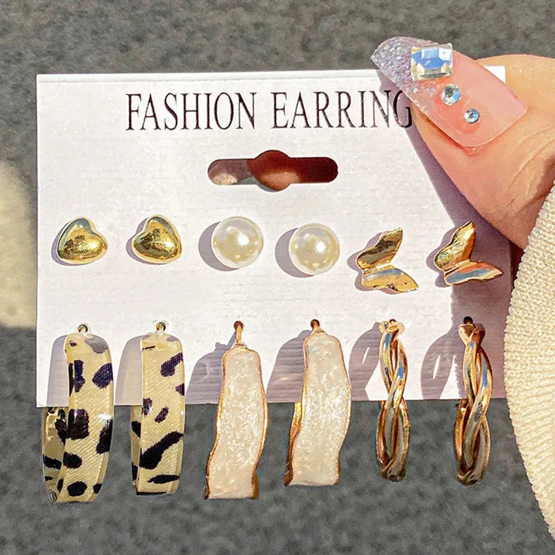 Gold Butterfly & Heart Dangle Earrings Set – Acrylic Drop Jewelry for Women