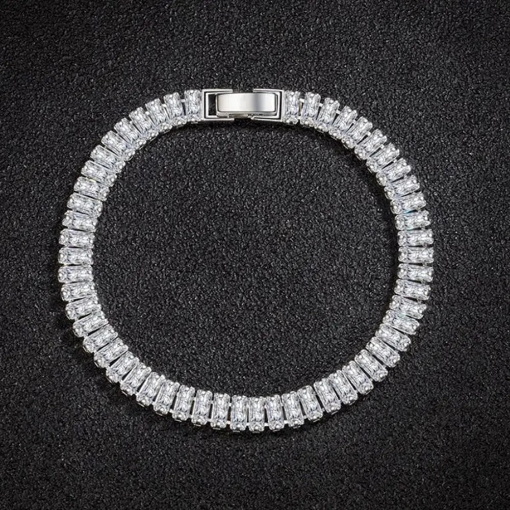 925 Sterling Silver Exquisite and Stylish Crystal Bracelet for Women