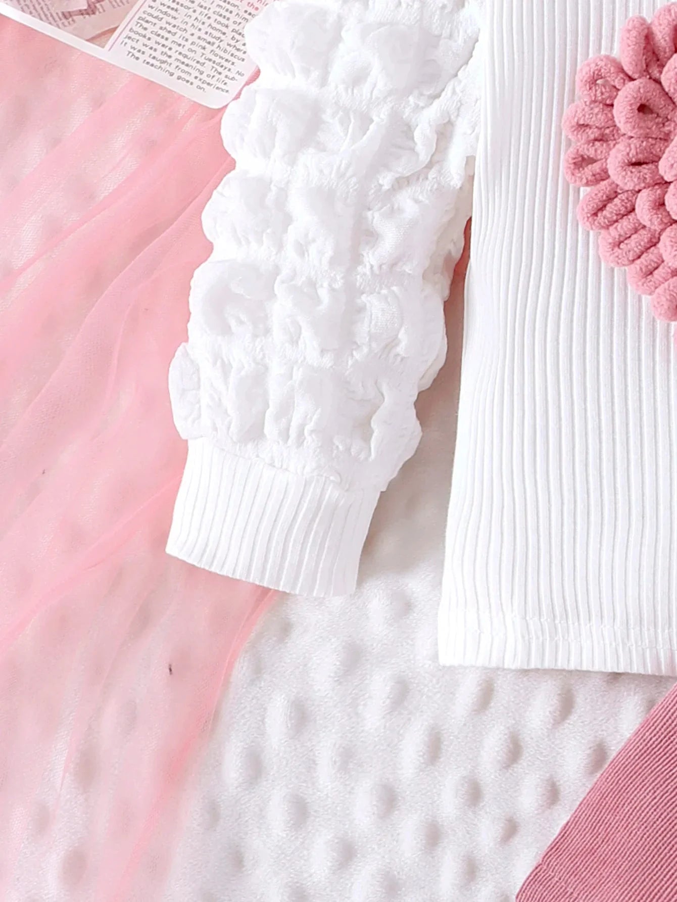 2PCS Winter Outfit for Girls – Cute Bubble Sleeve Top & Pink Skirt Set