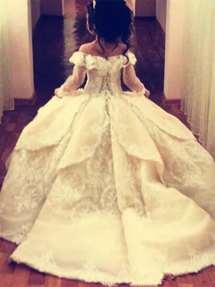 Elegant Toddler Full Sleeves Princes Gown Lace Flower Girl Dresses Sheer Flower Girl First Communion Princess Pageant