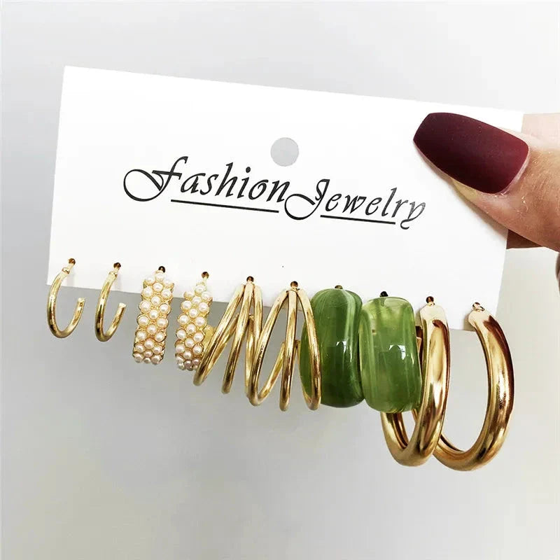 Gold Butterfly & Heart Dangle Earrings Set – Acrylic Drop Jewelry for Women