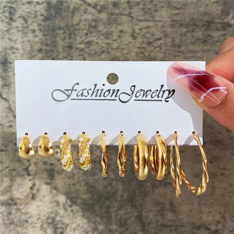 Gold Butterfly & Heart Dangle Earrings Set – Acrylic Drop Jewelry for Women
