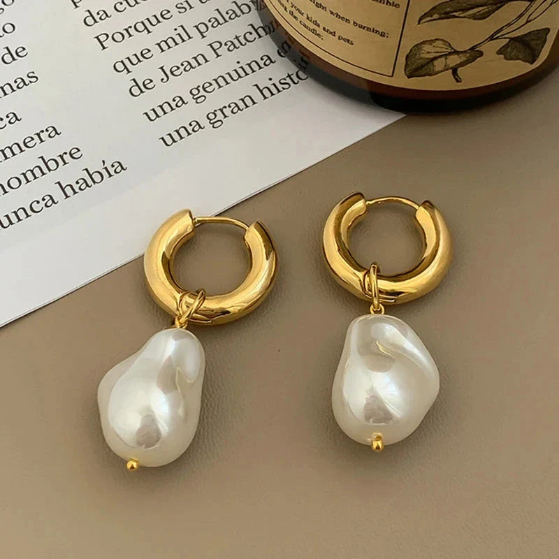 Vintage Circle Drop Earrings – Baroque Pearl Gold Earclips for Women