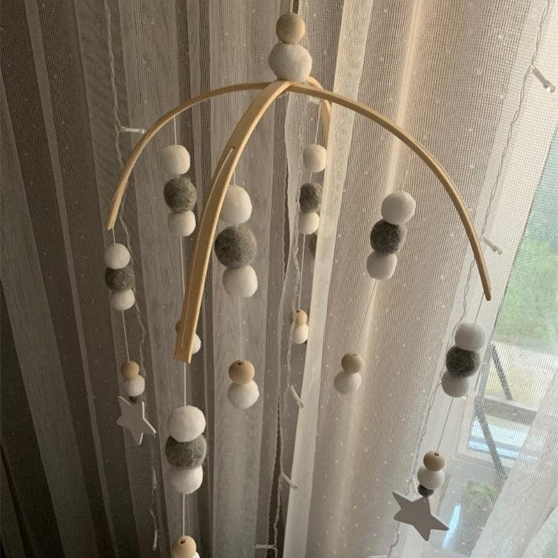 Baby Nordic Wooden Beads Wind Chimes with Wool Balls Nursery Mobile Crib Bed Bell Baby Bedroom Ceiling Wooden Beads Wind Chime Hanging Newborn Baby Bed Hanging Wind-bell Crib Tent Kids Room Decorations Ornaments