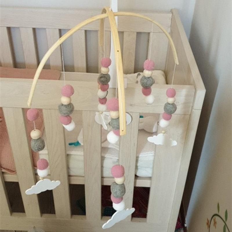 Baby Nordic Wooden Beads Wind Chimes with Wool Balls Nursery Mobile Crib Bed Bell Baby Bedroom Ceiling Wooden Beads Wind Chime Hanging Newborn Baby Bed Hanging Wind-bell Crib Tent Kids Room Decorations Ornaments
