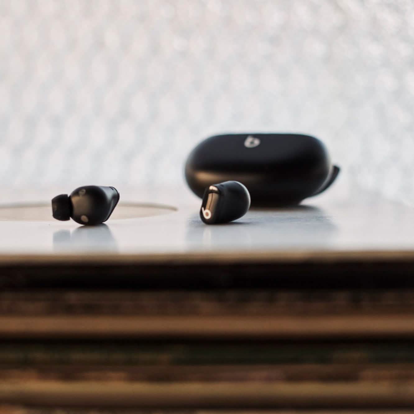 Beats by Dr. Dre - Beats Studio Buds Totally Wireless Noise Cancelling Earbuds