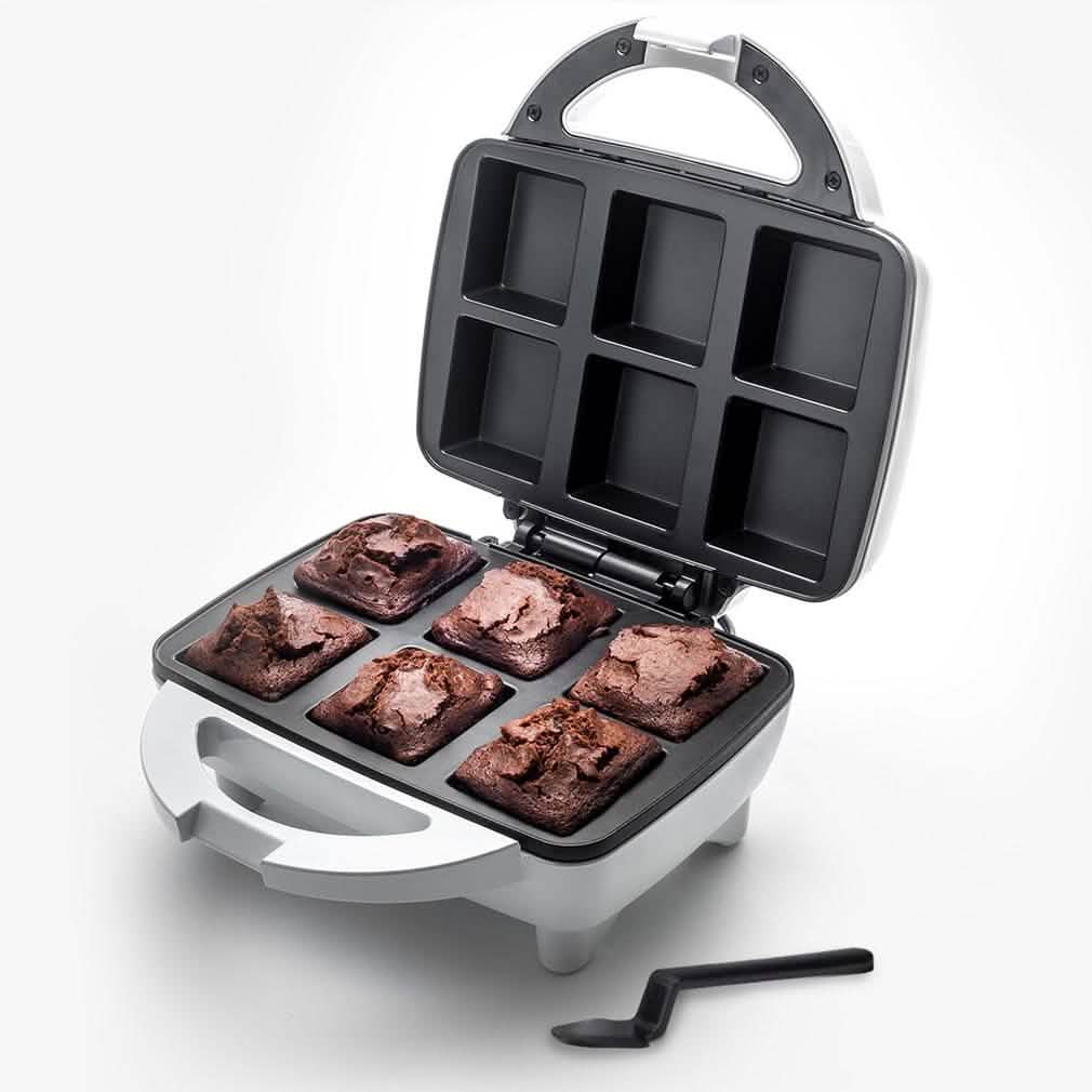 Betty Crocker Brownie Maker and Snack Factory