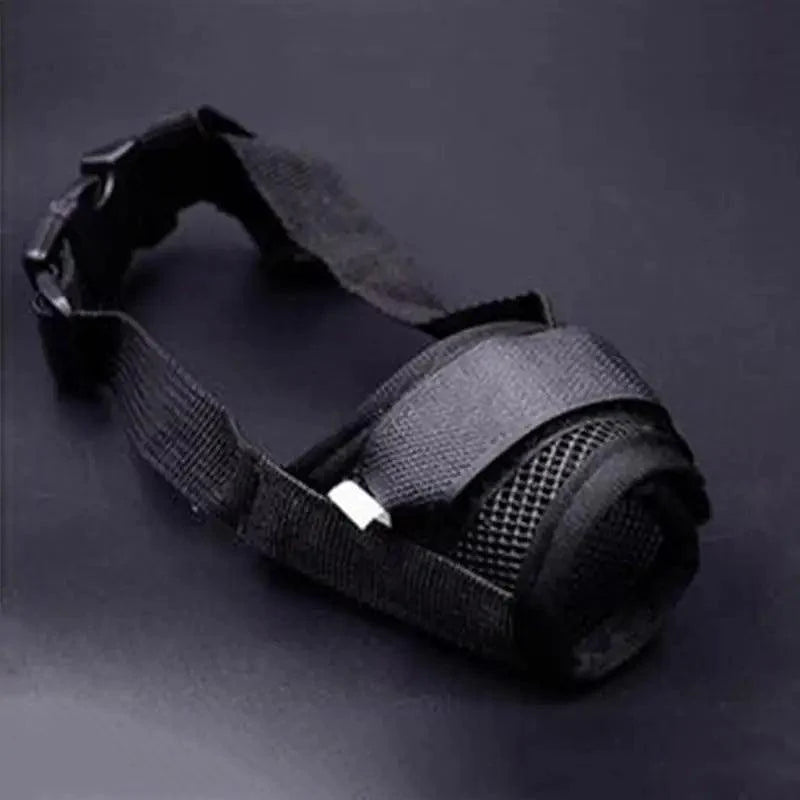 Black Breathable Anti Barking Adjustable Dog Muzzle Nylon Straps Anti Biting Dog Muzzles Cool Pets Accessories
