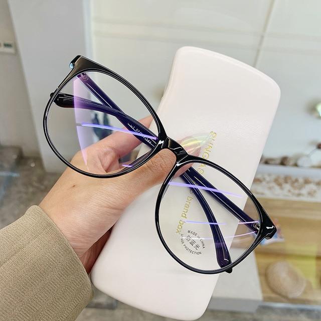 Black Fashion Anti Blue Light Transparent Computer Glasses Lightweight Frames  For Women Men Round Eyewear Round Women Optical Eyewear Frames Vintage Cat Eye