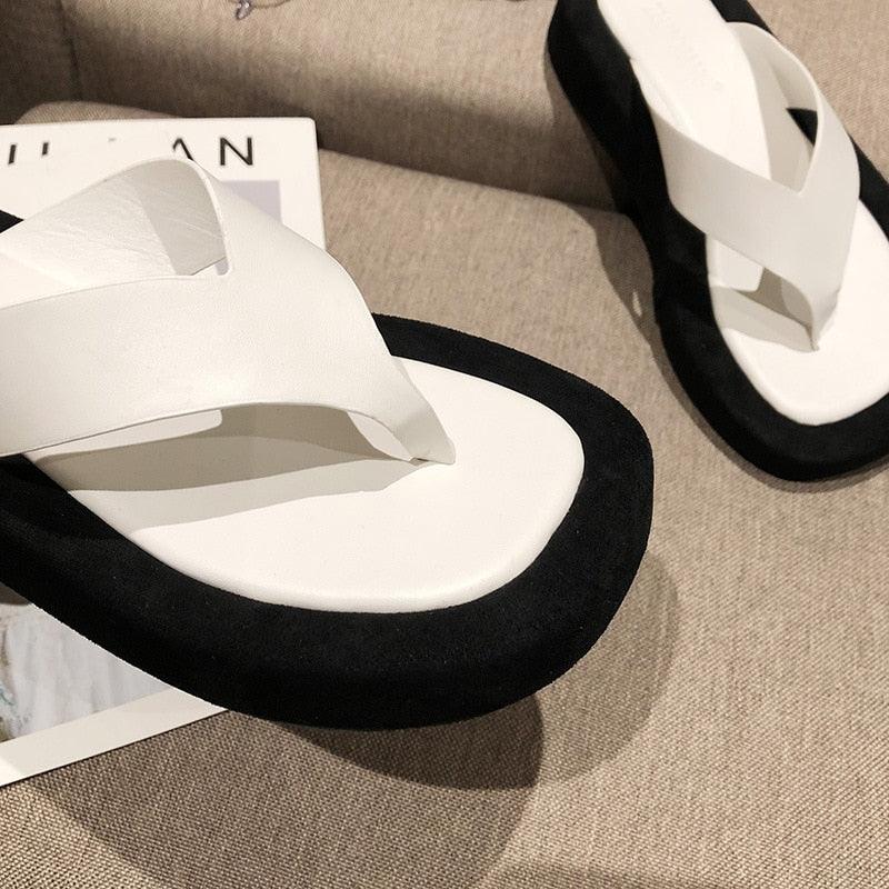 Black White Thick Bottom Flip Flops Women Famous Design Clip Toe Slippers Platform Slides Beach Comfort Thong Style Flip Flops Sandals For Women With Arch Support For Comfortable Walk