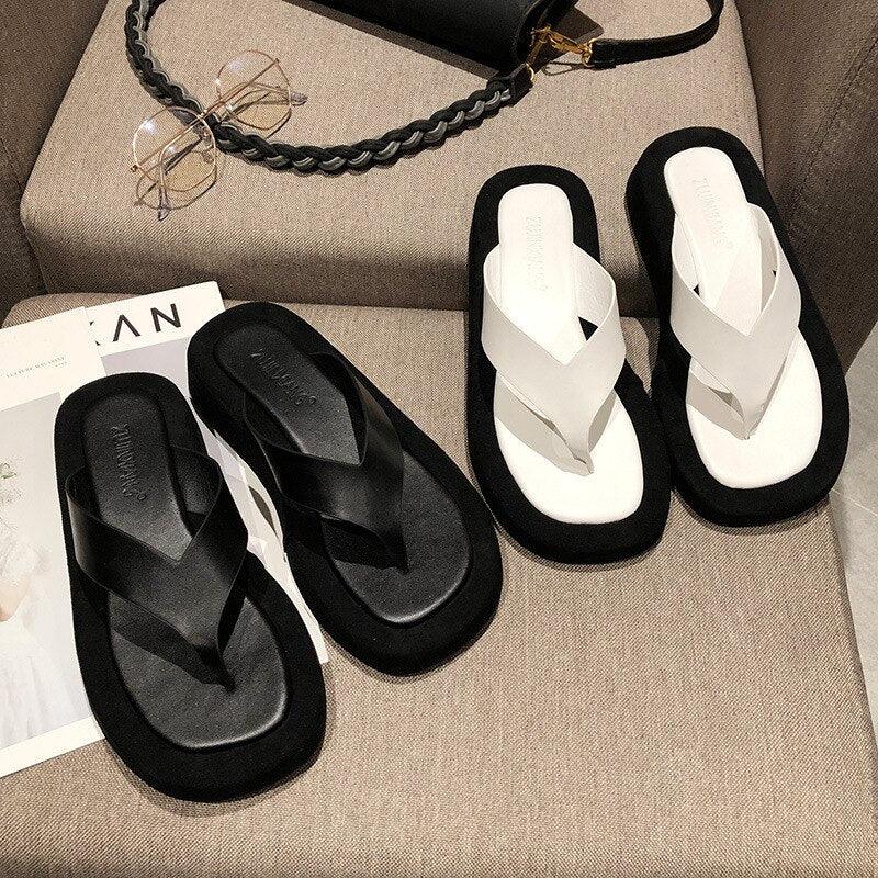 Black White Thick Bottom Flip Flops Women Famous Design Clip Toe Slippers Platform Slides Beach Comfort Thong Style Flip Flops Sandals For Women With Arch Support For Comfortable Walk
